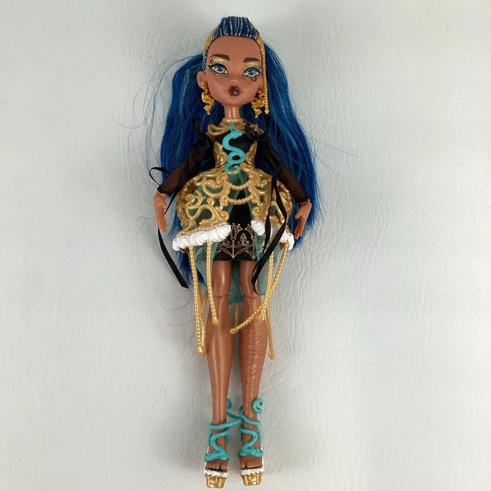 Monster High Cleo DeNile Scary Sweet Birthday Fashion Doll 11" Figure Mattel - Picture 2 of 8